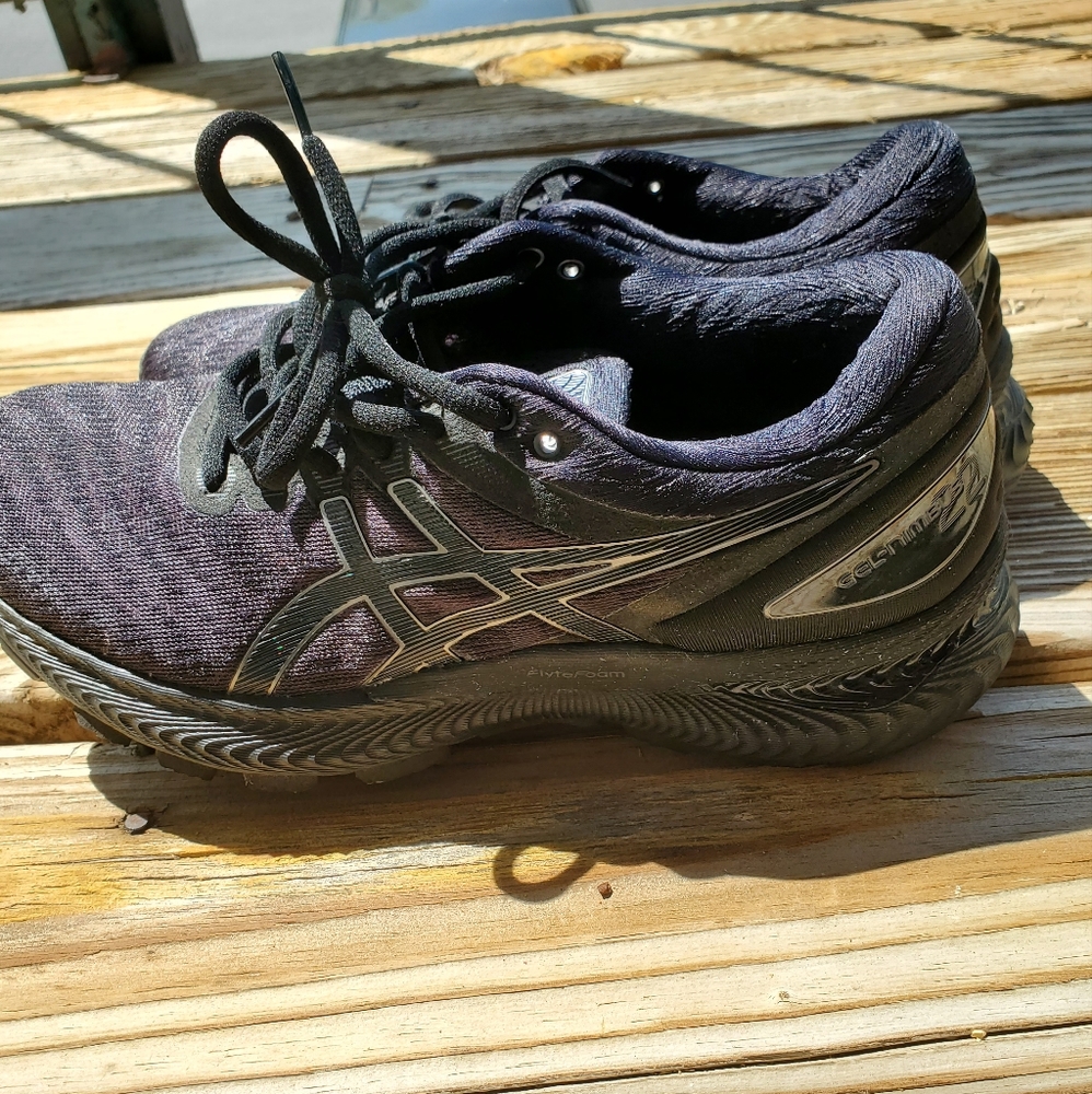 Asics Gel-Nimbus 22 with Flyte Foam Athletic Running Sneakers size US 8